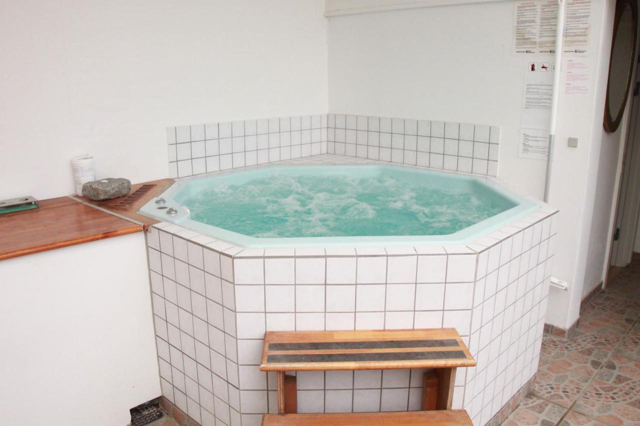 Rolso Retreat Villa Knebel Ngoại thất bức ảnh